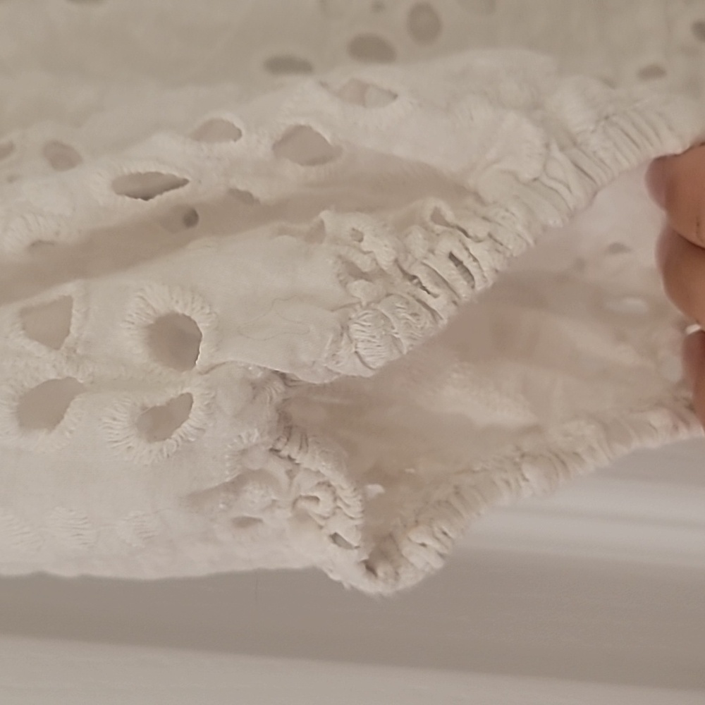 Eyelet Top - Picture 5 of 6